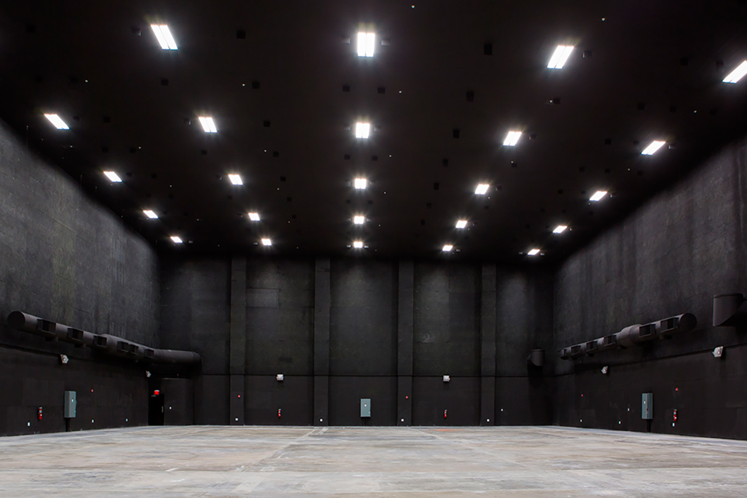 Viacom International/EUE/Screen Gems Studios recently completed construction on an 88,000 sq. ft. studio complex in Miami. WSDG was reached for an intensive feasibility study, cost/benefit analysis, and AV Systems Integration. Main area.