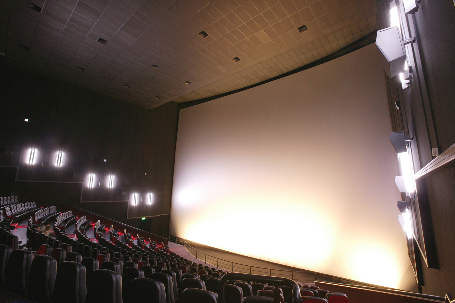 Кинотеатр сбс билеты. СБС кинотеатр Краснодар IMAX. Аймакс СБС Краснодар. Зал IMAX СБС Краснодар. Кинотеатр в Краснодаре аймакс 3д.