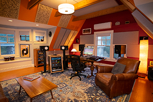 Rob Jaczko Abbott Road Studio, an all-in-one room with perfect internal room acoustics designed by WSDG and engaging the NIRO software. Side.
