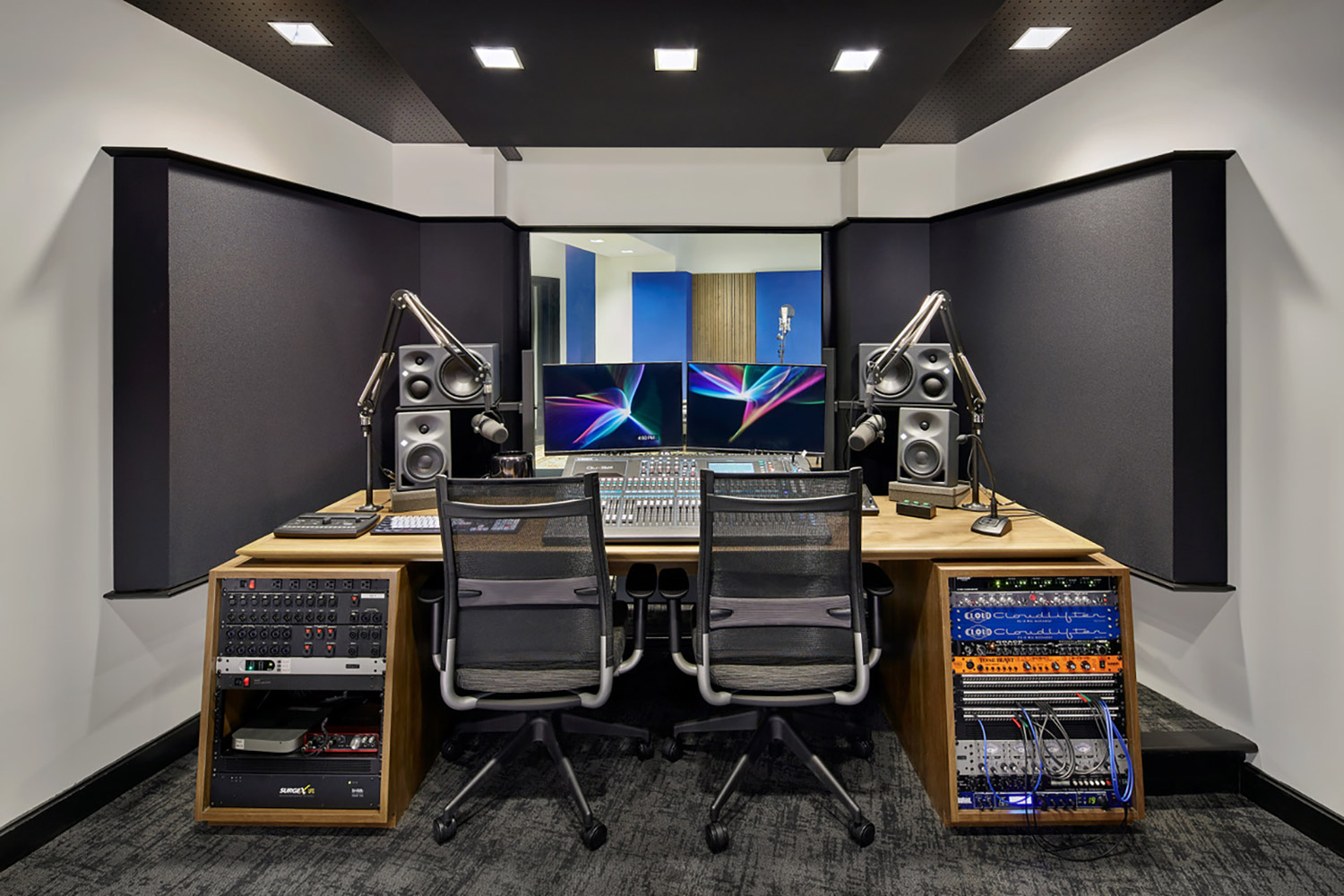 Stitcher is among the earliest, the most creative and most successful podcast creator companies. Their team made a move to build out larger production facilities in both its NY and LA offices and they chose WSDG to design their new podcast studios facilities. Control A.