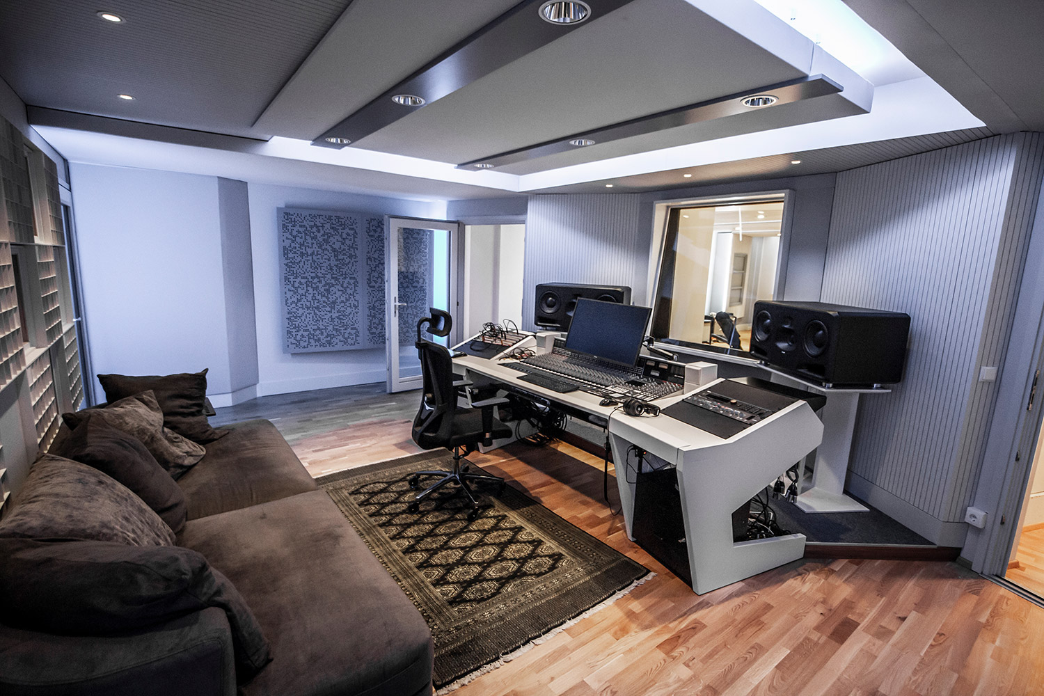 Vienna City Sound is a twelve-room recording studio built in the basement of a vintage commercial building in the heart of Vienna. Owner Peter Zimmerl’s retained the services of WSDG to design his dream studio. Control Room.