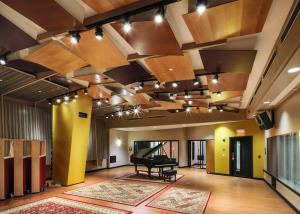Berklee college of music 160 mass ave, shames scoring room. Designed by WSDG.